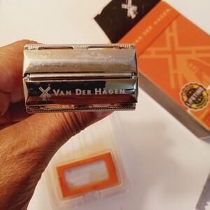 Van Der Hagen Traditional SafetyRazorChrome85mm Handle Butterfly Opening 3Blades
